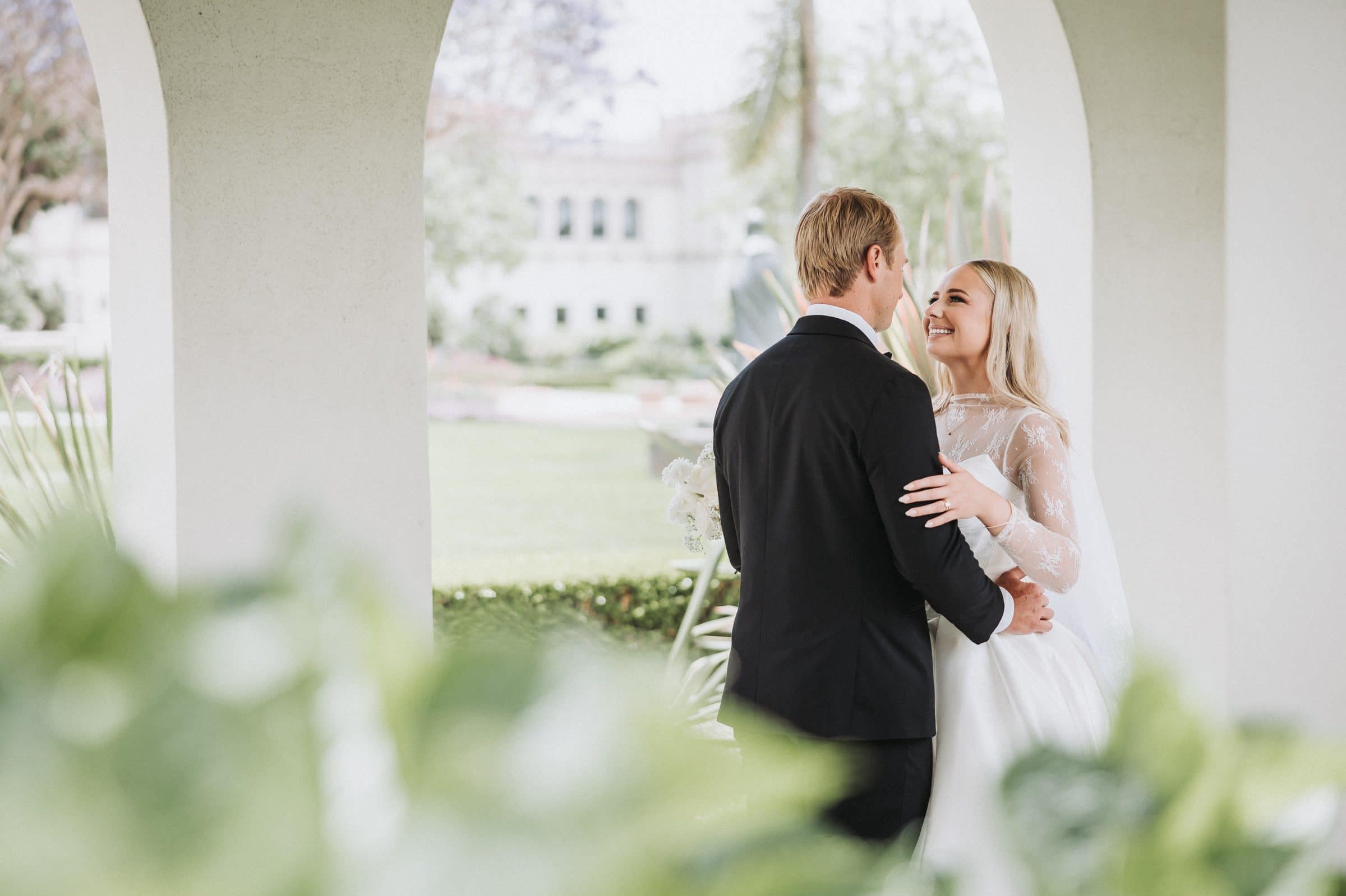 How to Choose the Right Wedding Photographer